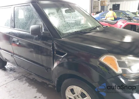 2010 Kia Soul z USA, uszkodzony, nr VIN KNDJT2A11A7195341